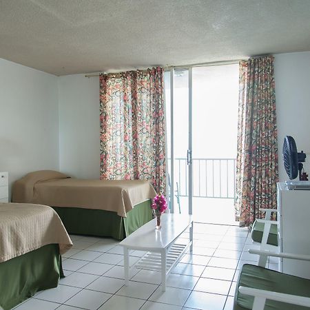 Montego Bay Club Apartments Εξωτερικό φωτογραφία