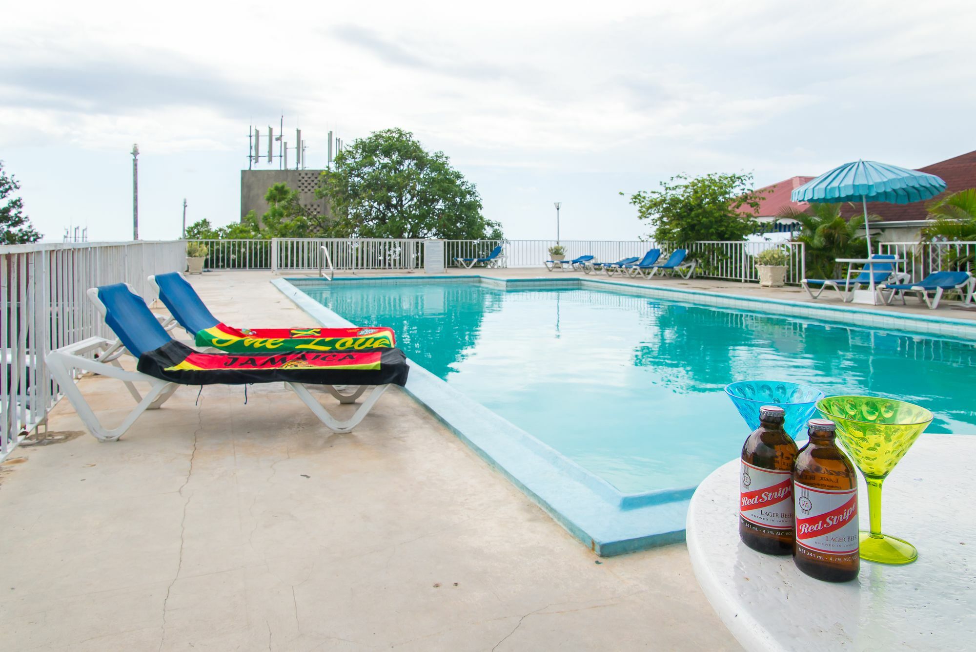 Montego Bay Club Apartments Εξωτερικό φωτογραφία